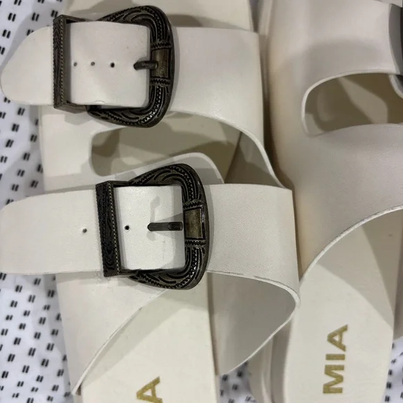 MIA Women's Cream Sandals western size 8 - Picture 2 of 3